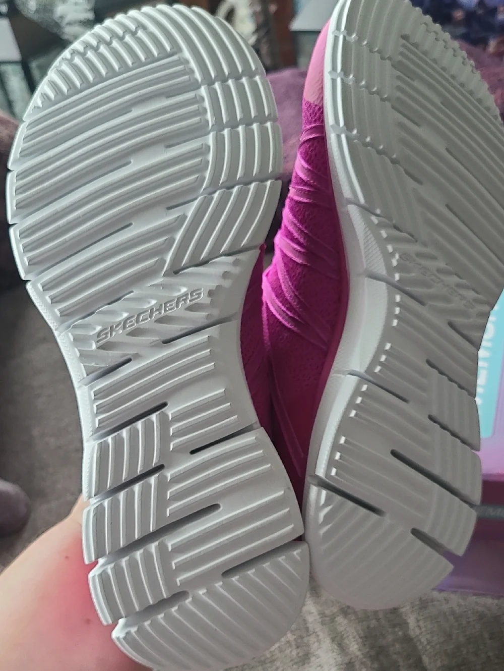 Skechers Women's Hot Pink Knit Slip-On Sneakers Size 9 - Picture 7 of 11